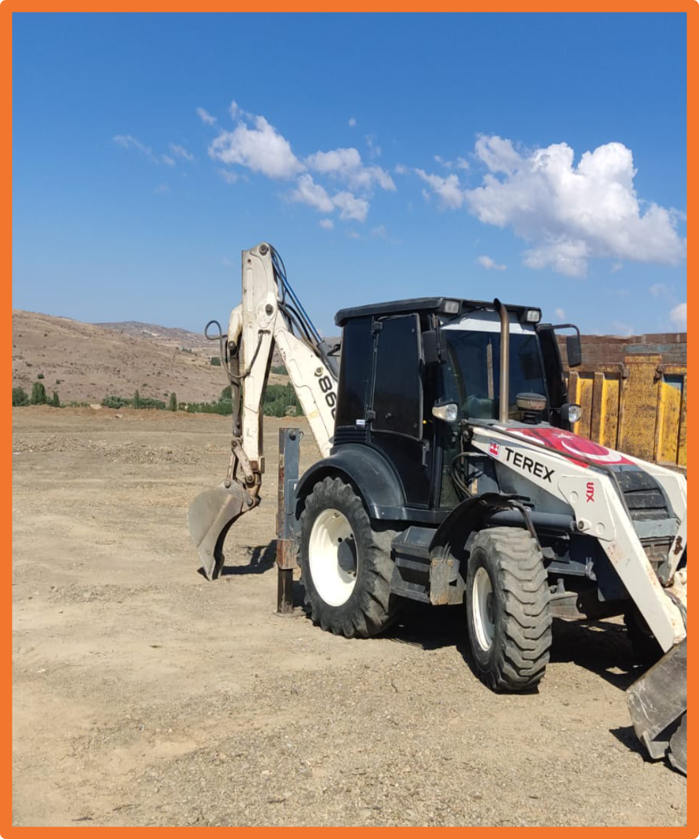 Kırıcılı ve Delici Kepçe Kiralama